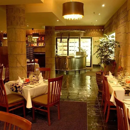 Cape Town Lodge Hotel 