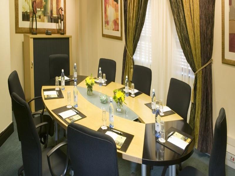 Hotel Cape Town Lodge Hotel 4*