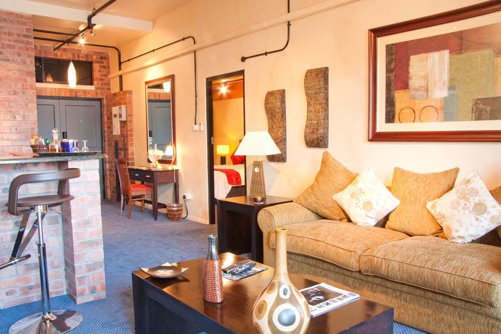 Cape Town Lodge Hotel
